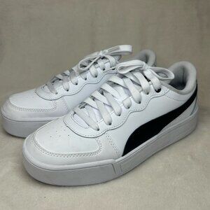 black & white puma skye sneakers shoes
good preowned condition, minor signs of w